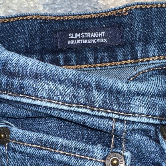 Hollister Men's Slim Straight Blue Jeans - Picture 3 of 10